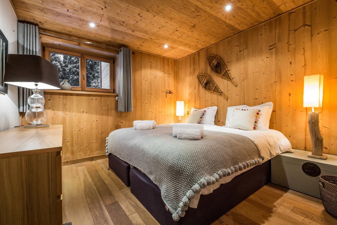Apartment Au Bon Coin - Luxury Chamonix Hidden Haven, Mont Blanc View, Hot Tub And Garden ภายนอก รูปภาพ