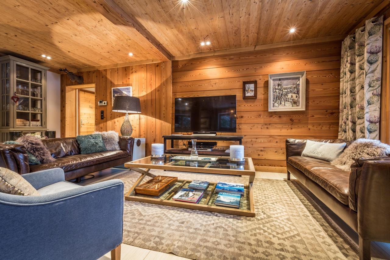Apartment Au Bon Coin - Luxury Chamonix Hidden Haven, Mont Blanc View, Hot Tub And Garden ภายนอก รูปภาพ